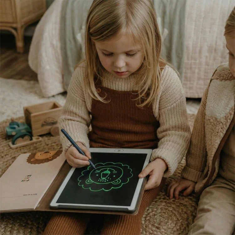 Tablet-graficzny-KidBook-Tuuli-Gdynia.webp