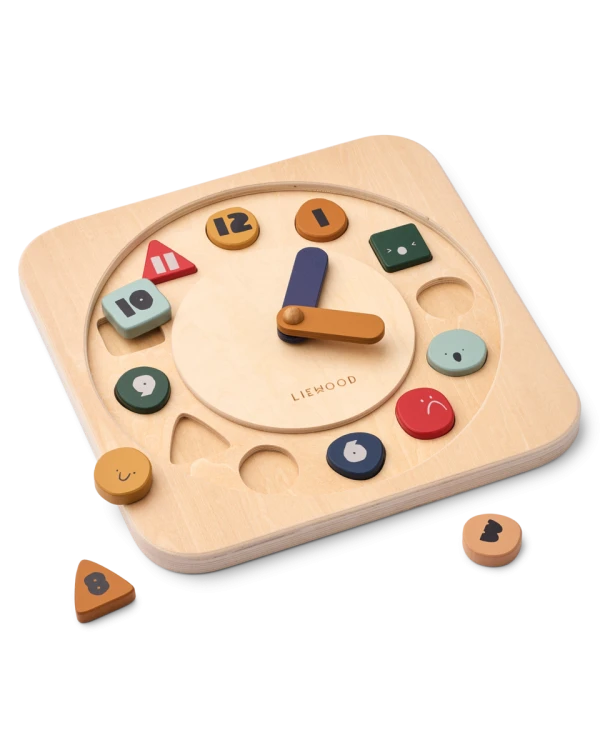 Drewniany-zegar-edukacyjny-Liewood-KARAMO.png