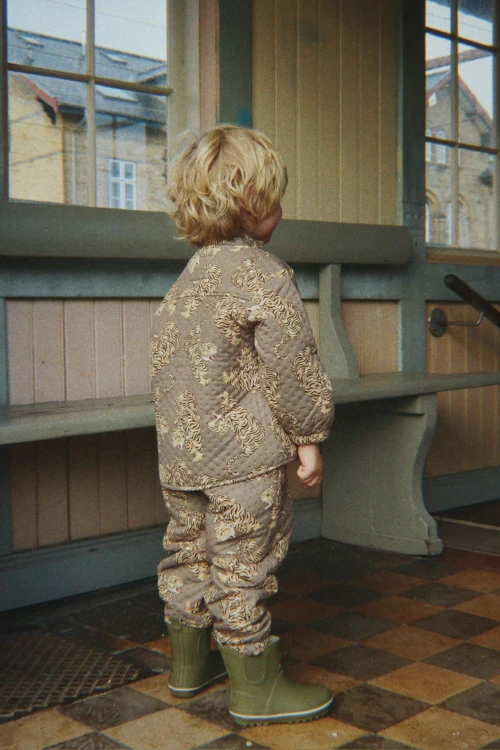 Kurtka-dziecięca-termoaktywna-w-tygrysy-Thermo-GRS-Konges-Slojd.jpg