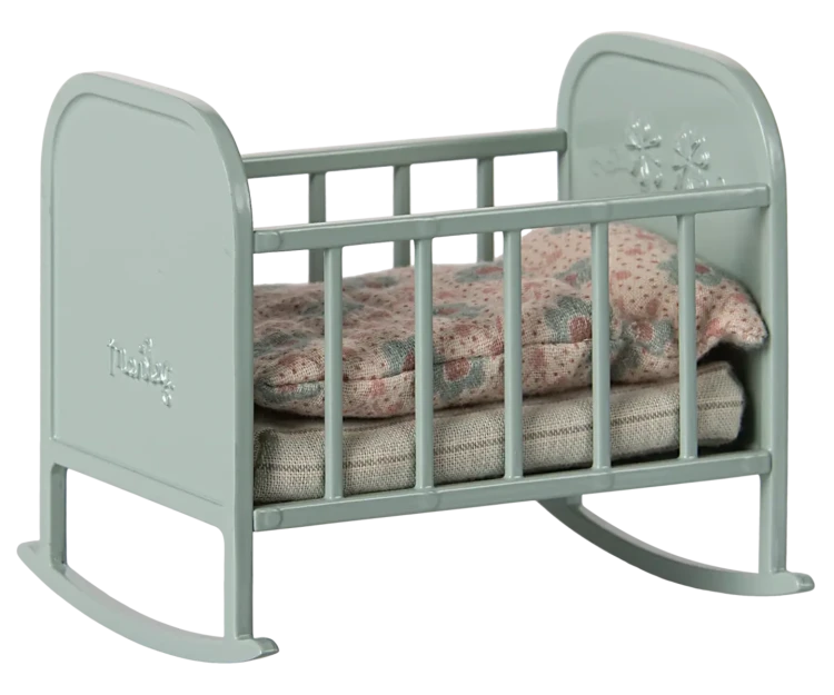 Kołyska-dla-myszek-Maileg-Cradle-My-Blue-Mint.jpg.webp
