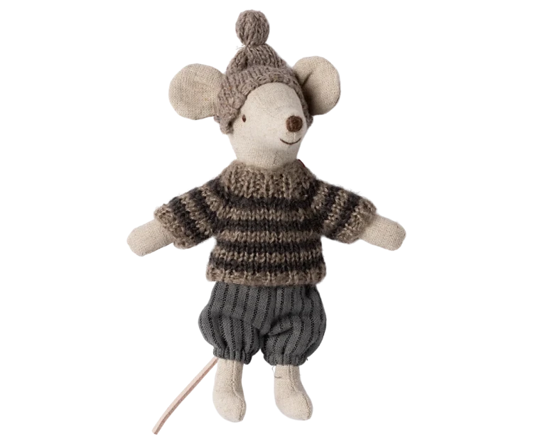 Myszka-na-nartach-Winter-Mouse-Maileg.png-2.webp