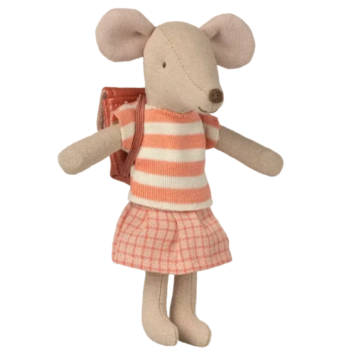 Myszka-starsza-siostra-z-plecakiem-Maileg.png-2.webp