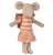 Myszka-starsza-siostra-z-plecakiem-Maileg.png-2.webp