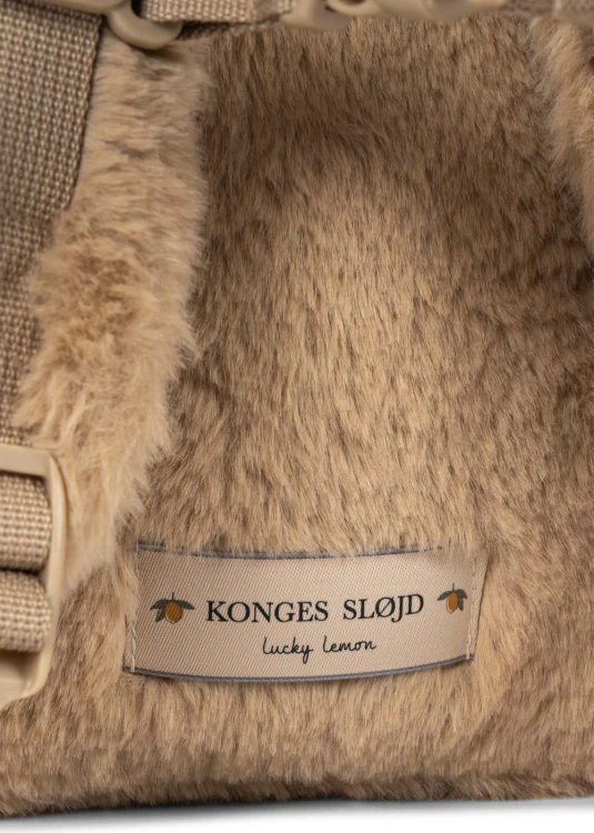 Pluszowy-plecak-dziecięcy-Teddy-Backpack-Konges-Slojd.jpg