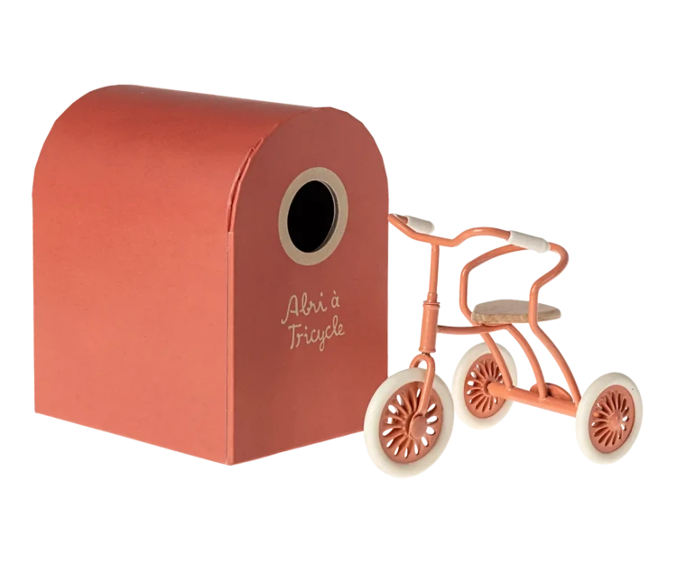Rower-dla-myszek-Abri-à-Tricycle-Coral-Maileg.png-2.webp