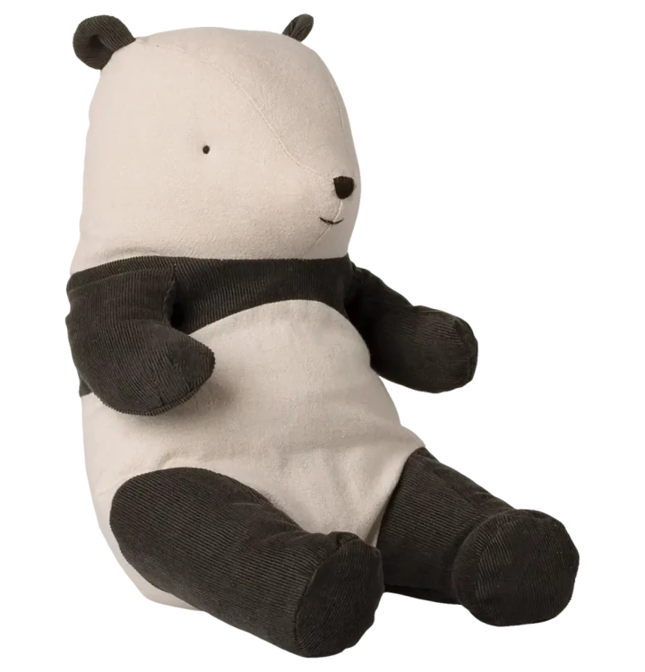 Przytulanka-Panda-Safari-Friends-Medium-Maileg.png-2.webp