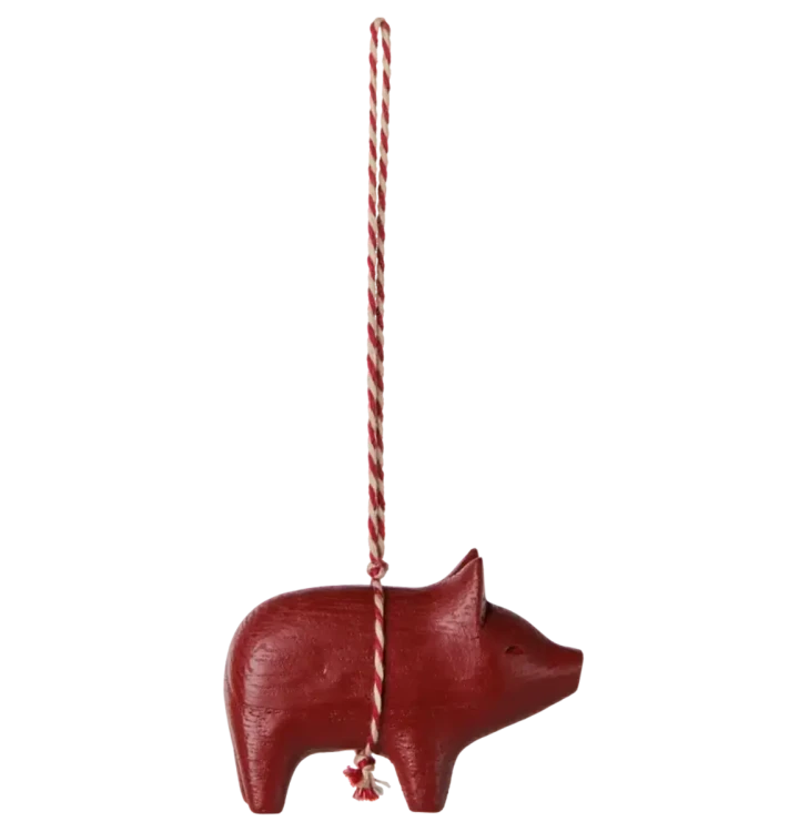 Zawieszka-świąteczna-świnka-Wooden-Ornament-Pig-Maileg.png-2.webp