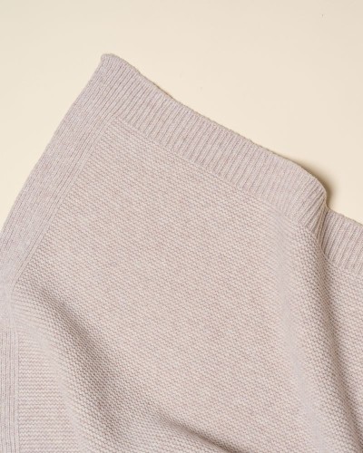 Koc-z-wełny-merino-Katarina-Soft-Beige-Hvid.jpg