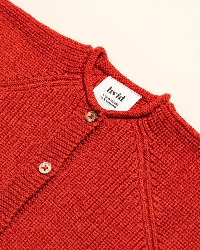 Kardigan-z-wełny-merino-Inga-Red-HVID.jpg