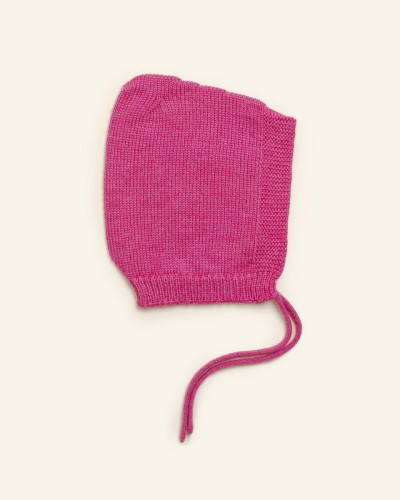 Bonetka-z-wełny-merino-Pixie-Isidor-Hvid-Light-Fuchsia.jpg