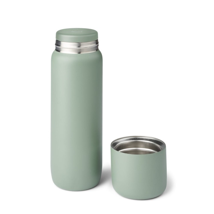 termiczna-butelka-na-wode-500-ml-ze-stali-nierdzewnej-jill-faune-green-liewood-1.jpg