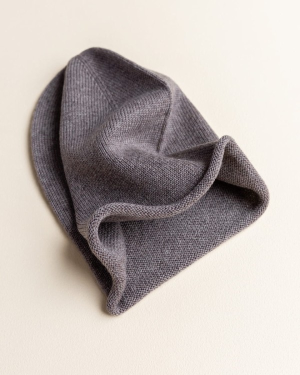 Czapka-wełna-merino-Hvid-Beanie-Fonzie-Tuuli-Gdynia-Gdańsk-Sopotjpg