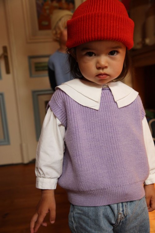 Kamizelka-Hvid-Vest-Harvey-kids-wełna-merino-gdynia-tuuli.jpg