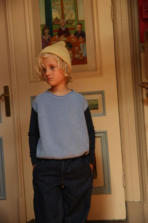 Kamizelka-Hvid-Vest-Harvey-kids-wełna-merino-gdynia-tuuli.jpg